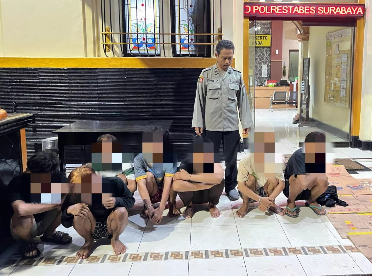 Tujuh Remaja Gangster Diamankan Petugas, Para Ibu Menangis dan Pingsan