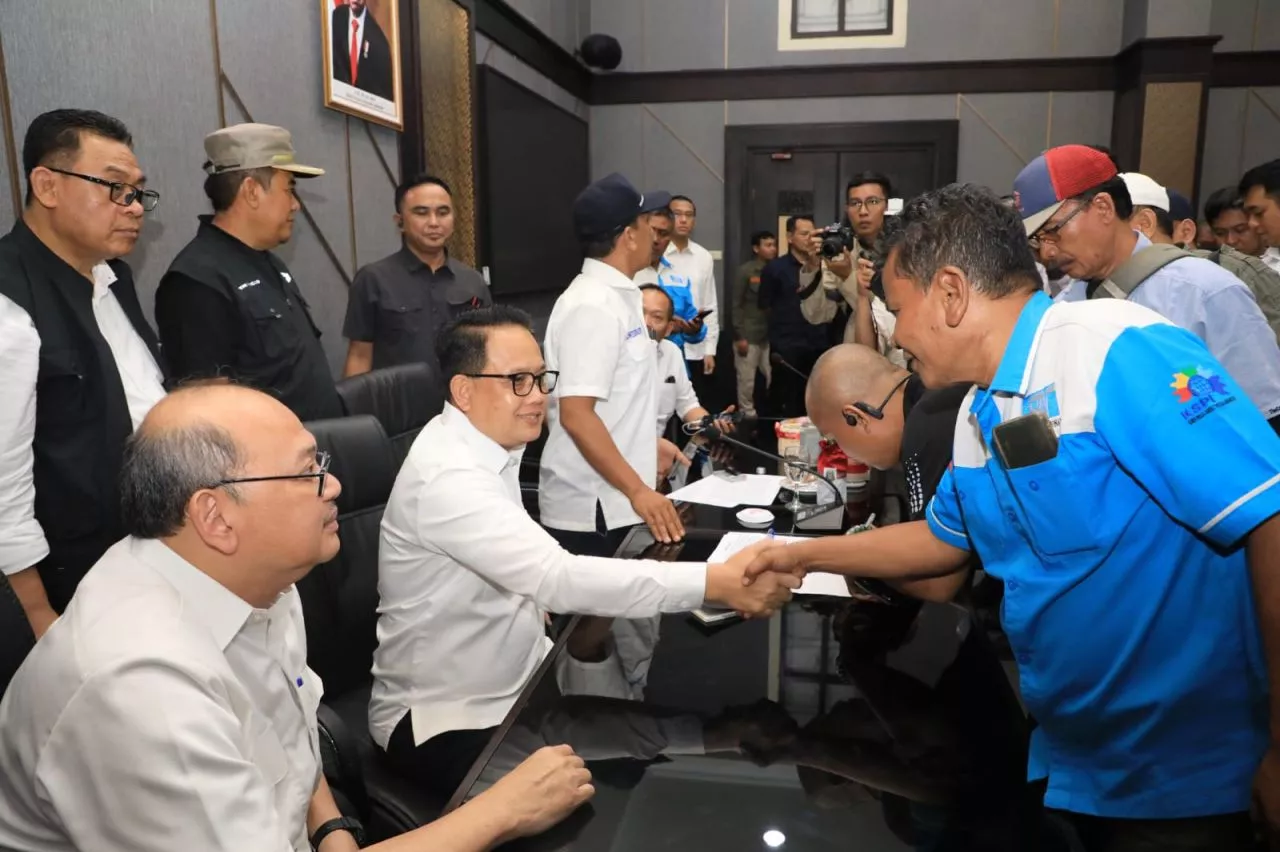 Peringati MayDay, Pemprov Jatim Komitmen Teruskan Aspirasi Buruh ke Pusat