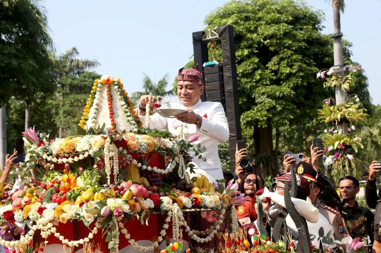 HUT Surabaya ke-731 Menghadirkan Gus Iqdam hingga Konser Gilga Sahid