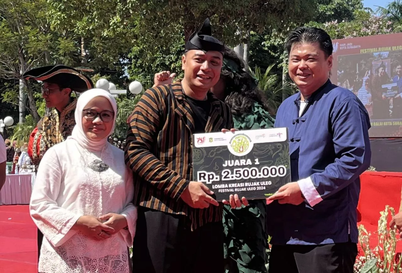 Midtown Hotel Sabet Juara 1 di Festival Rujak Uleg Surabaya, Ini Resepnya