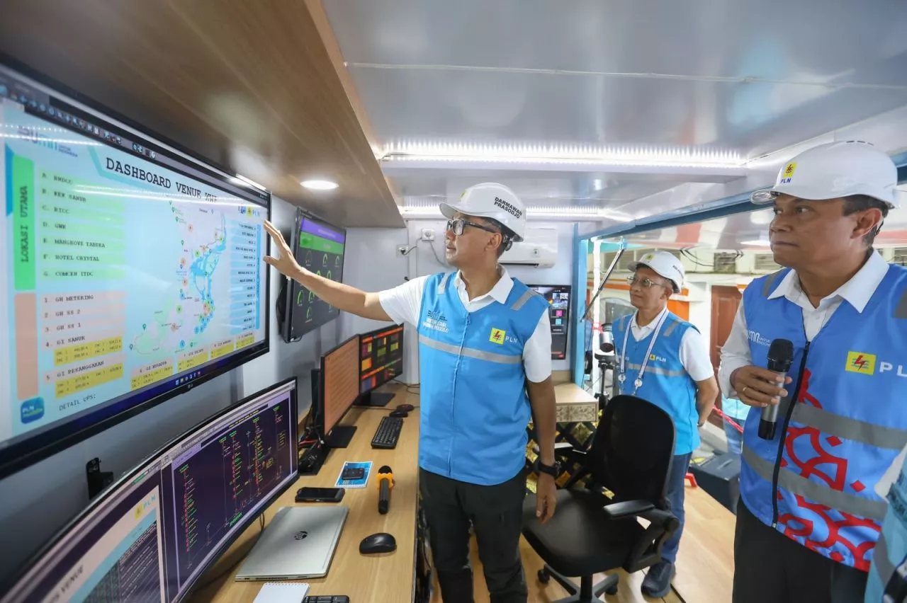 Pastikan Kelistrikan KTT WWF Aman, Dirut PLN Tinjau Posko Utama di Bali