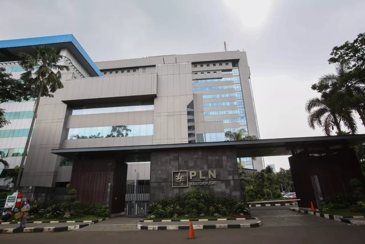 Saldo Kas Perusahaan PLN 2023 Meningkat hingga Rp55,92 Triliun