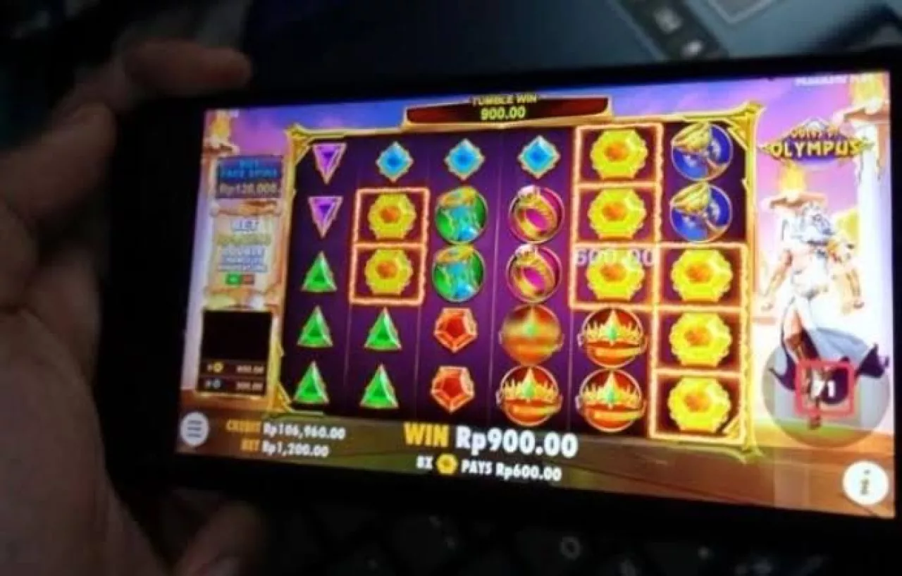 Wali Kota Eri Minta Kominfo Tutup Portal Judi Online di Surabaya