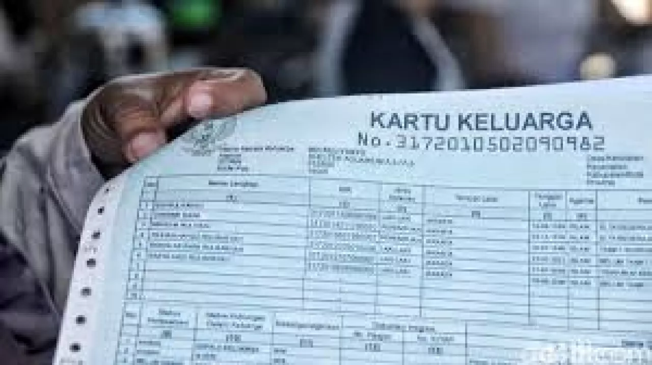 Kartu Keluarga Tiba-tiba Terancam Diblokir, Warga Surabaya Sambat