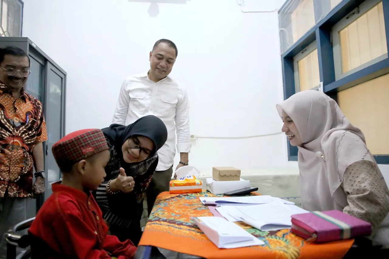 Kisah Inspiratif Ibu di Surabaya Selamatkan Anak dari Speech Delay