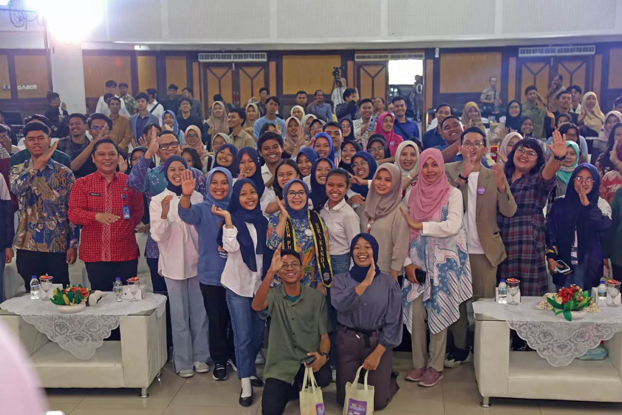 Rini Indriyani Sebut Pentingnya Wadahi Aspirasi-Inovasi Gen Z di Surabaya