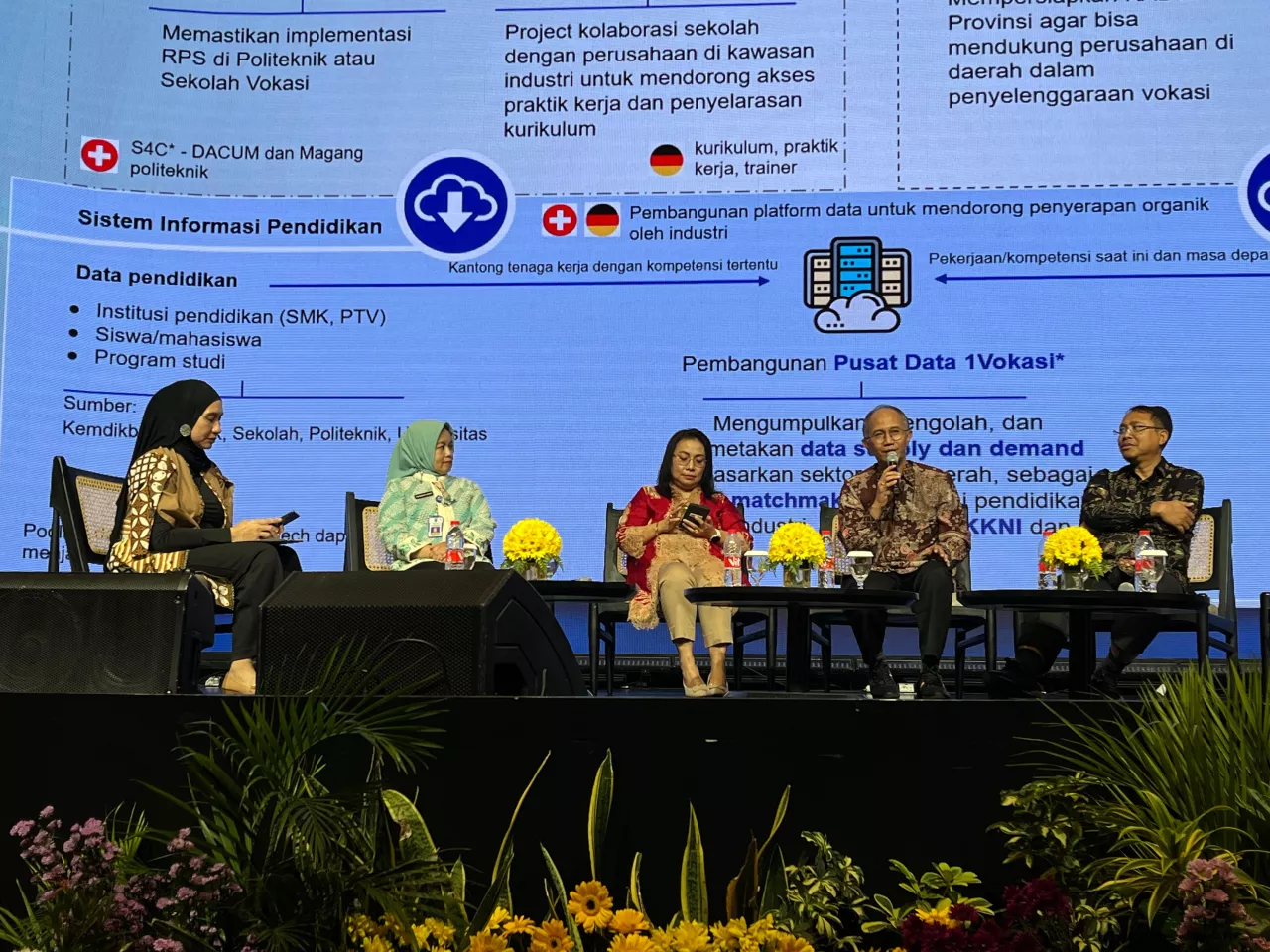 Kadin Jatim Imbau Industri Aktif Masukan Data Ke Sistem Infomasi Pasar Kerja