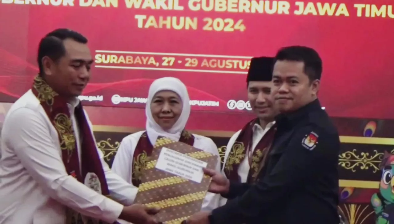 Berkas Dinyatakan Lengkap, Khofifah-Emil Besok Jalani Tes Kesehatan