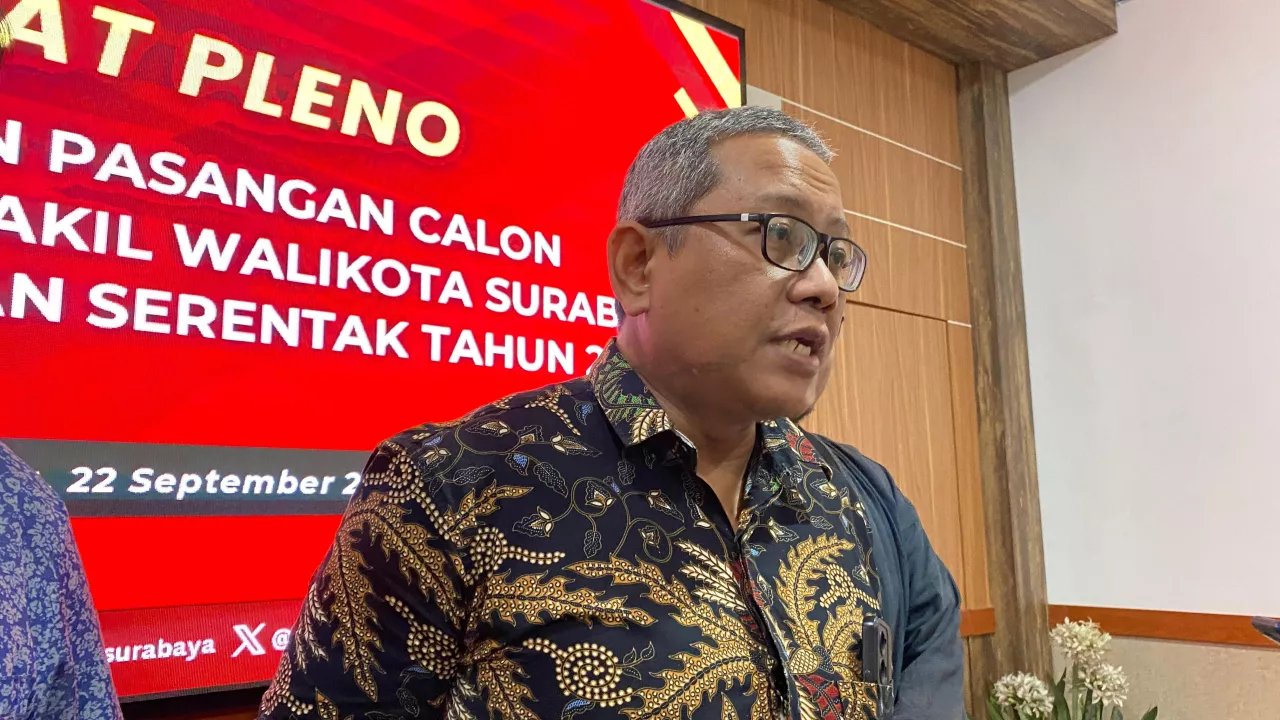 KPU Surabaya Minta Paslon Tunggal Eri Cahyadi-Armuji Segera Serahkan Rekening Dana Kampanye