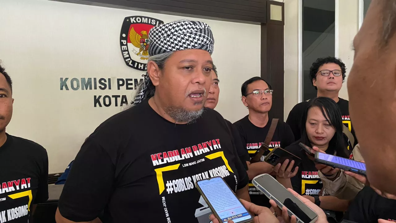 Pendukung Kotak Kosong Pilwali Surabaya Minta Debat Empat Kursi