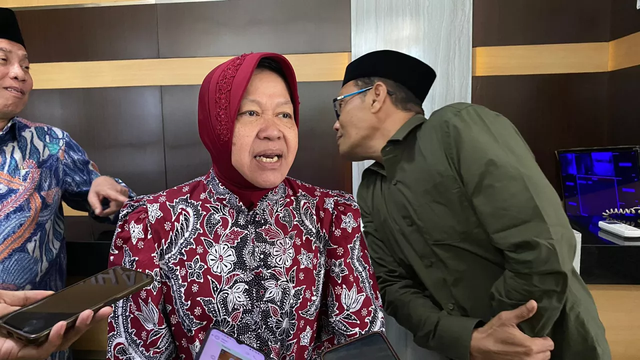 Debat Pertama Soal Kesejahteraan, Risma: Saya Sudah Katam, Ngapain Dipikir?