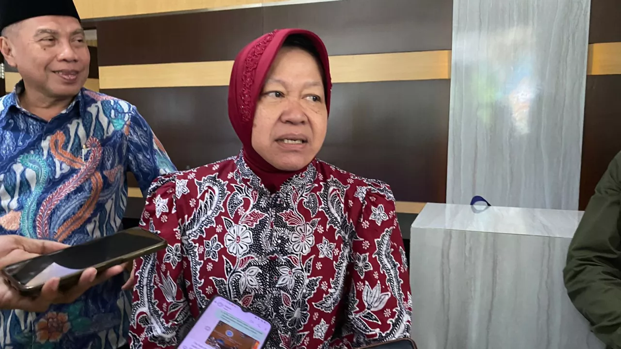 Elektabiltasnya Mulai Naik, Risma: Saya Dengarkan Masalah Masyarakat Jatim