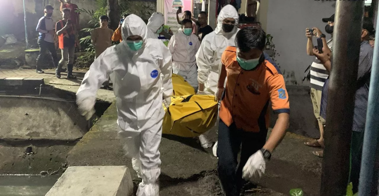 Warga Ciliwung Surabaya Kembali Digegerkan Penemuan Mayat Membusuk