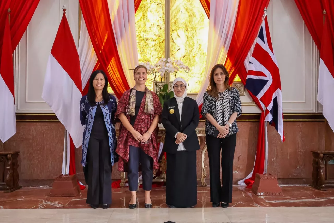 Sister City Surabaya-Inggris Buka Peluang Pelatihan Sepak Bola di Liverpool