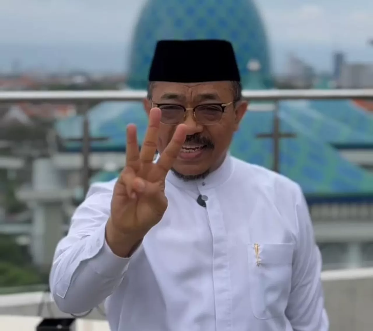 KH Zainuddin Husni Dukung Risma-Gus Hans: Tak Ada Duanya!