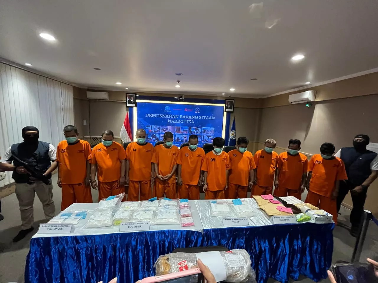 Ungkap Jaringan Internasional, BNNP Musnahkan 10 Kg Sabu dan Ekstasi