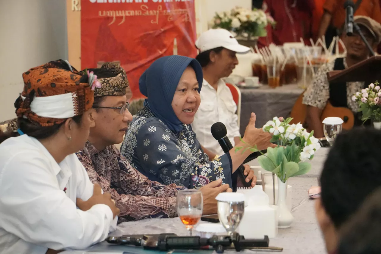 Gagas Car Free Night, Risma Soroti Seniman Jatim Minim Ruang Ekspolarasi