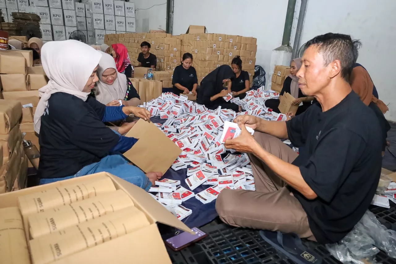 KPU Surabaya Segera Ganti Ratusan Surat Suara Tak Layak Dipakai