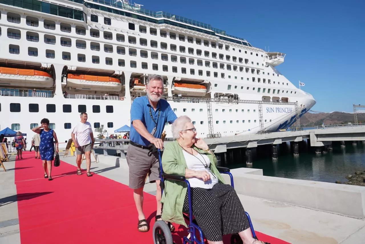 Kapal Pesiar Terbesar di Dunia 'Quantum of the Seas' Singgah di Tanah Air