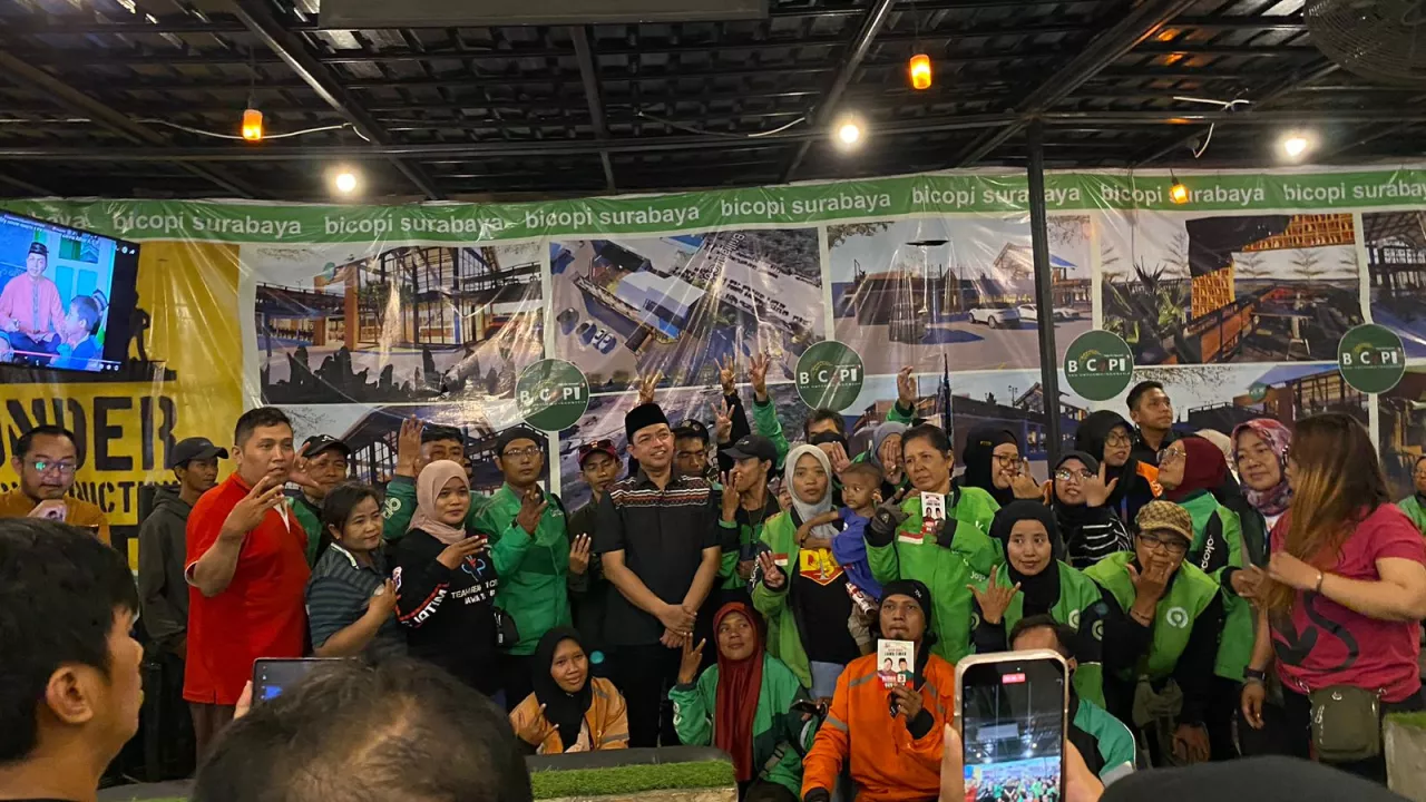 Gus Hans Tampung Sambatan Ratusan Ojol di Surabaya