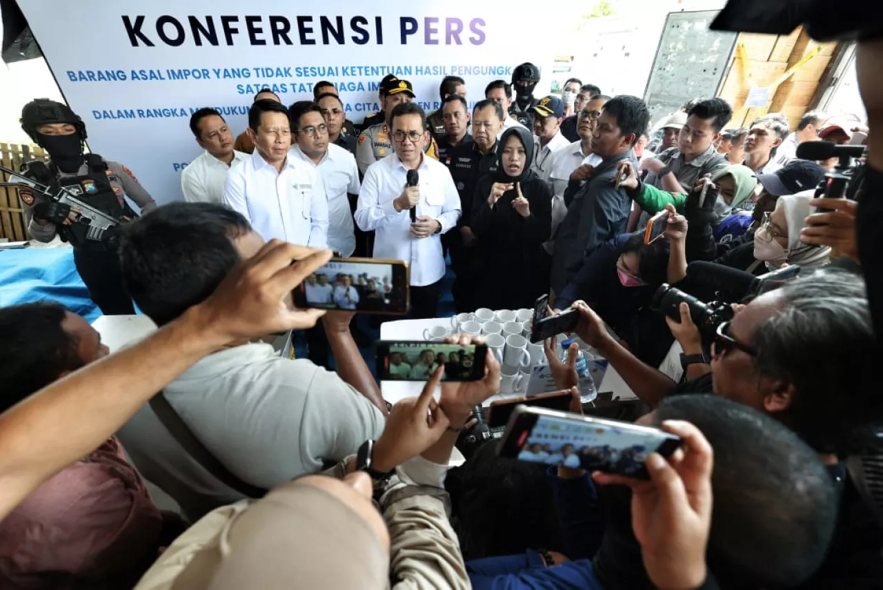 Menteri Perdagangan Dukung Polres KP3 Ungkap Impor Ilegal Senilai 9,8 M