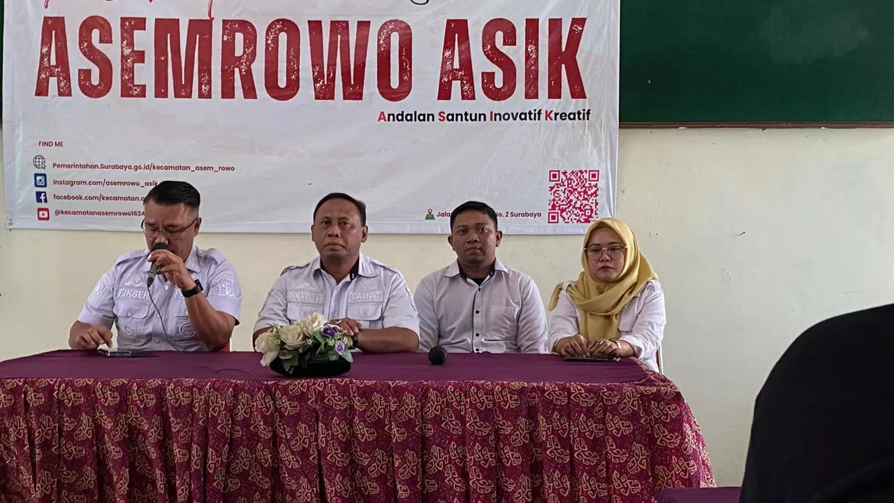 Trauma, Staf Wanita yang Sembunyi di Bawah Meja Camat Asemrowo Buka Suara