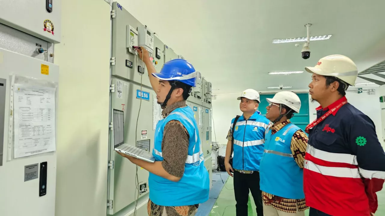 PLN Tingkatkan Suplai Listrik ke Kawasan Industri JIIPE, Dukung Investasi di Jatim