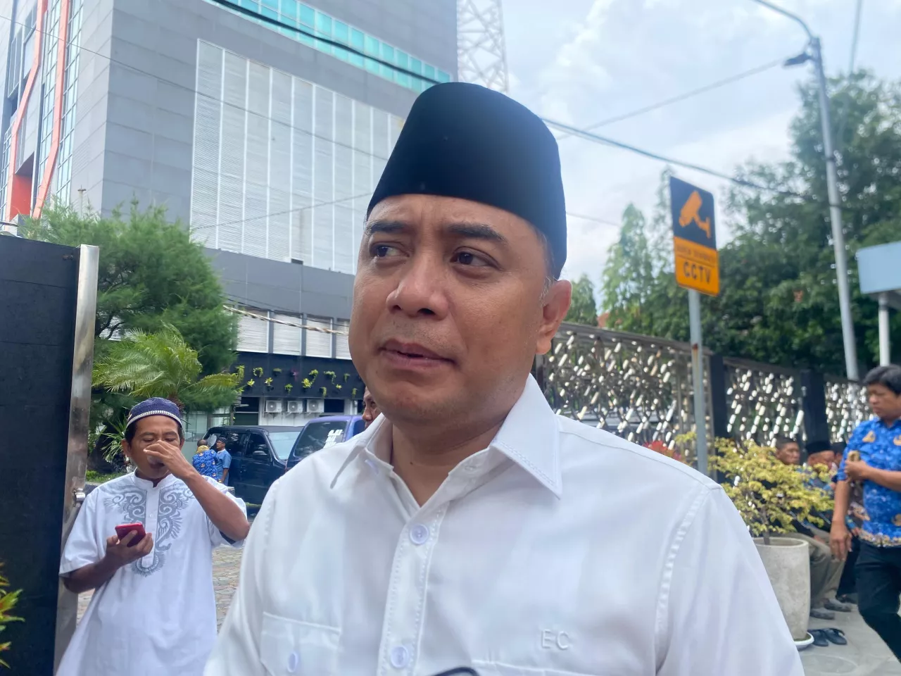 Wali Kota Eri Cahyadi Geram, Enam Taman Rusak Akibat Pemburu Koin Jagat