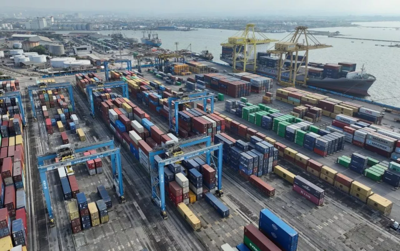Pelindo Terminal Petikemas Tambah Kapasitas TPK Semarang 