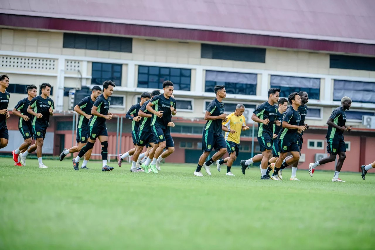 Persebaya Terpuruk, Lini Depan Tumpul jadi Sorotan Jelang Laga Kontra Persib