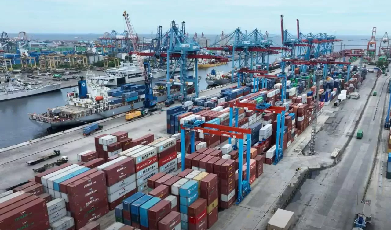Pelindo Terminal Petikemas Catat Arus Container Tahun 2024 Tembus 12,48 Juta TEUs