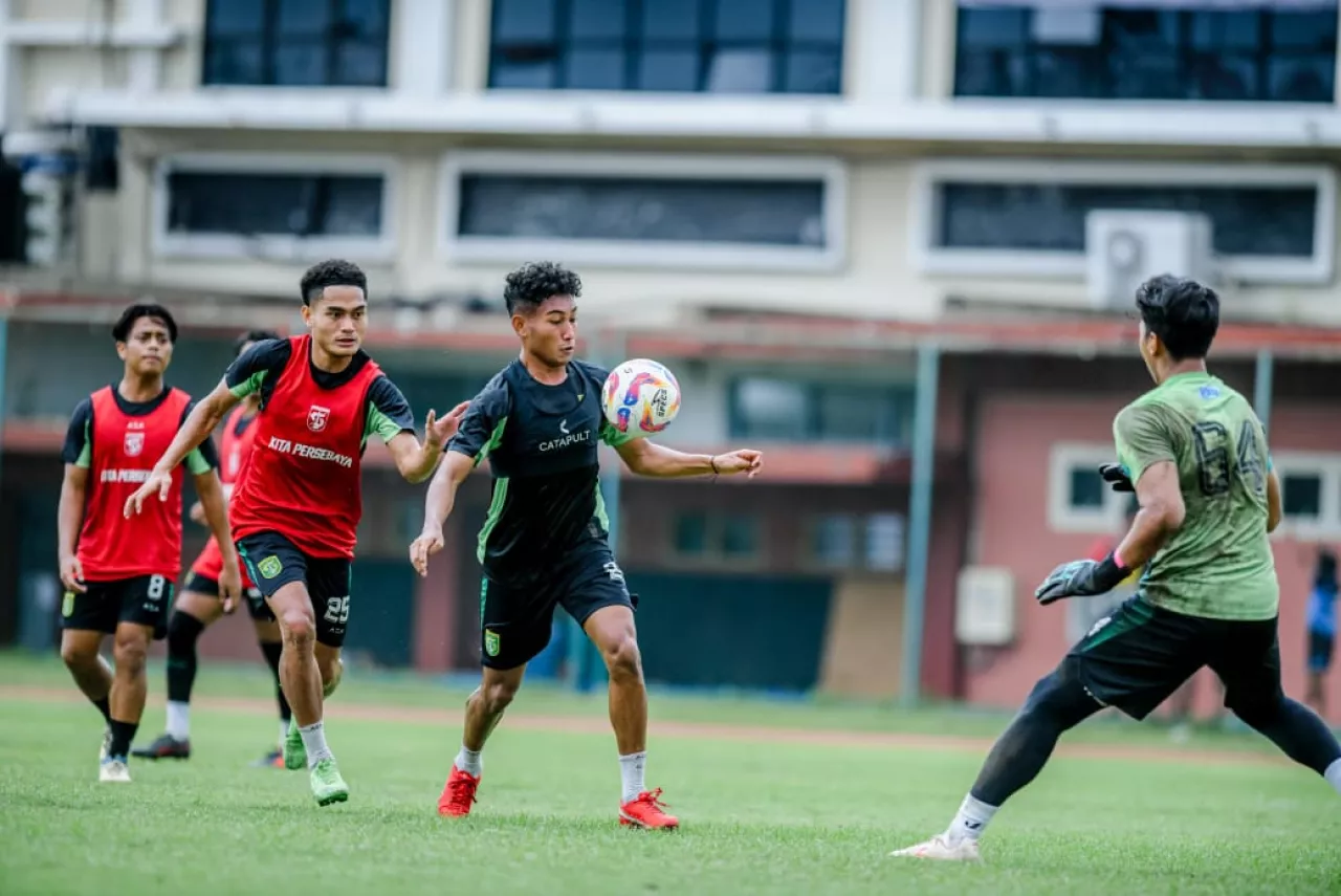 Hadapi Persib, Kans Juara Persebaya Surabaya di Ujung Tanduk
