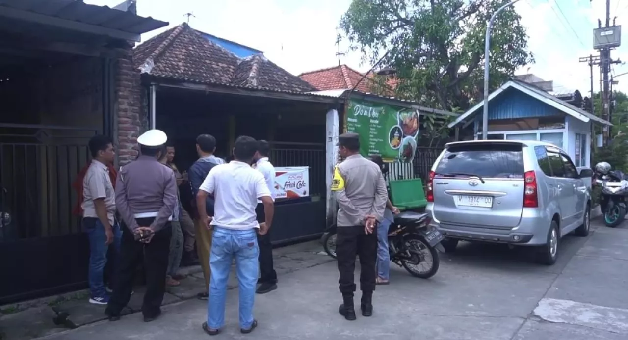 BNNP Jatim Gledah Rumah Kurir Sabu 15 Kg di Surabaya dan Bangkalan