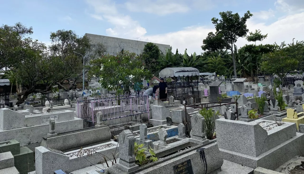 Surabaya Darurat Lahan Makam, Wali Kota Eri Sebut Akan Bahas Bersama DPRD