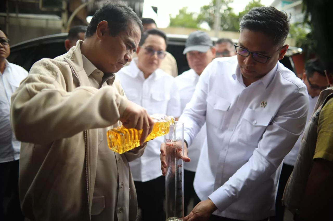 Mentan Sidak Minyakita di Surabaya, Ini Temuannya