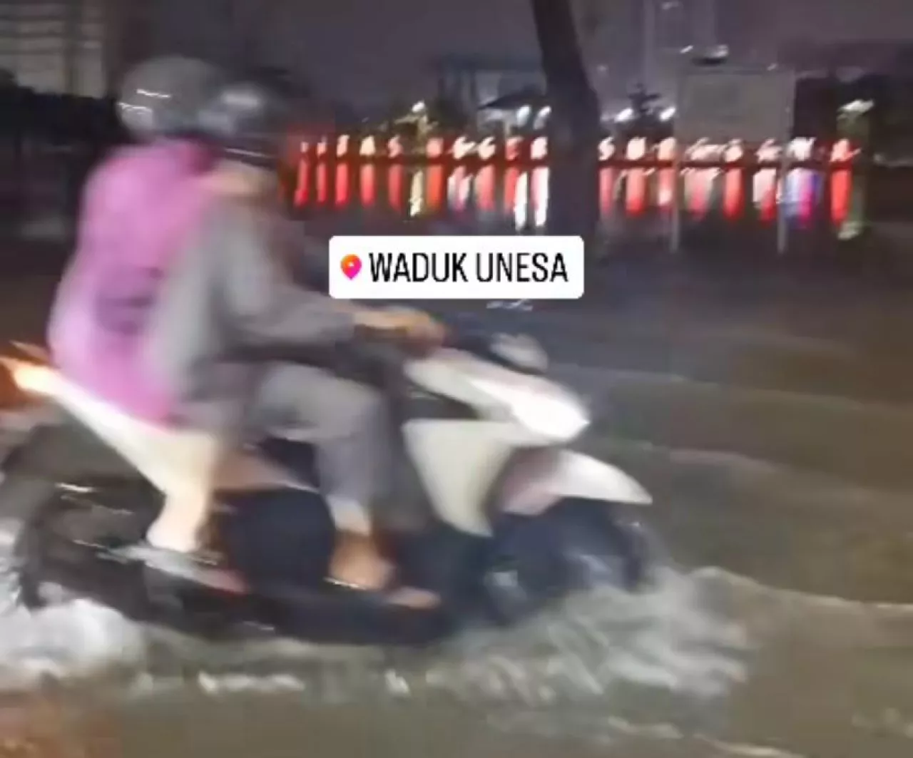 Selain Hujan Deras, Ini Penyebab Danau Unesa Lidah Meluap