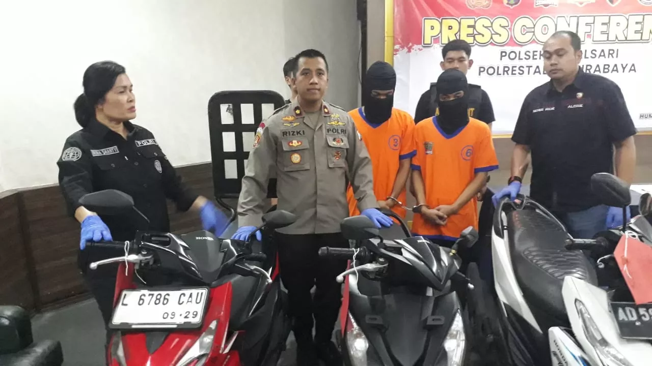 Polisi Tangkap Dua Pencuri Spesialis Motor Matik di Surabaya