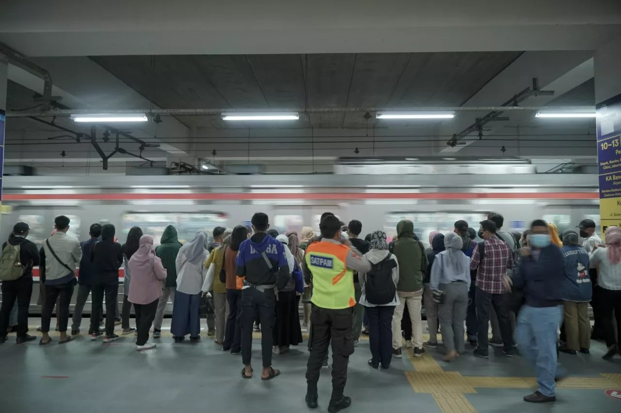 Hari Ke-5 Jelang Lebaran, 30 Ribu Penumpang Padati Daop 8 Surabaya