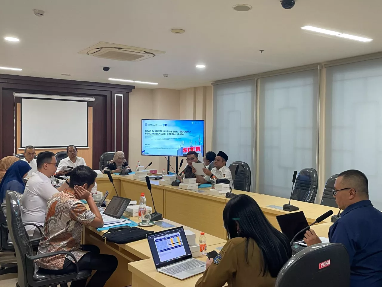 Pansus DPRD Apresiasi Wali Kota Surabaya atas Kinerja SIER yang Terus Meningkat