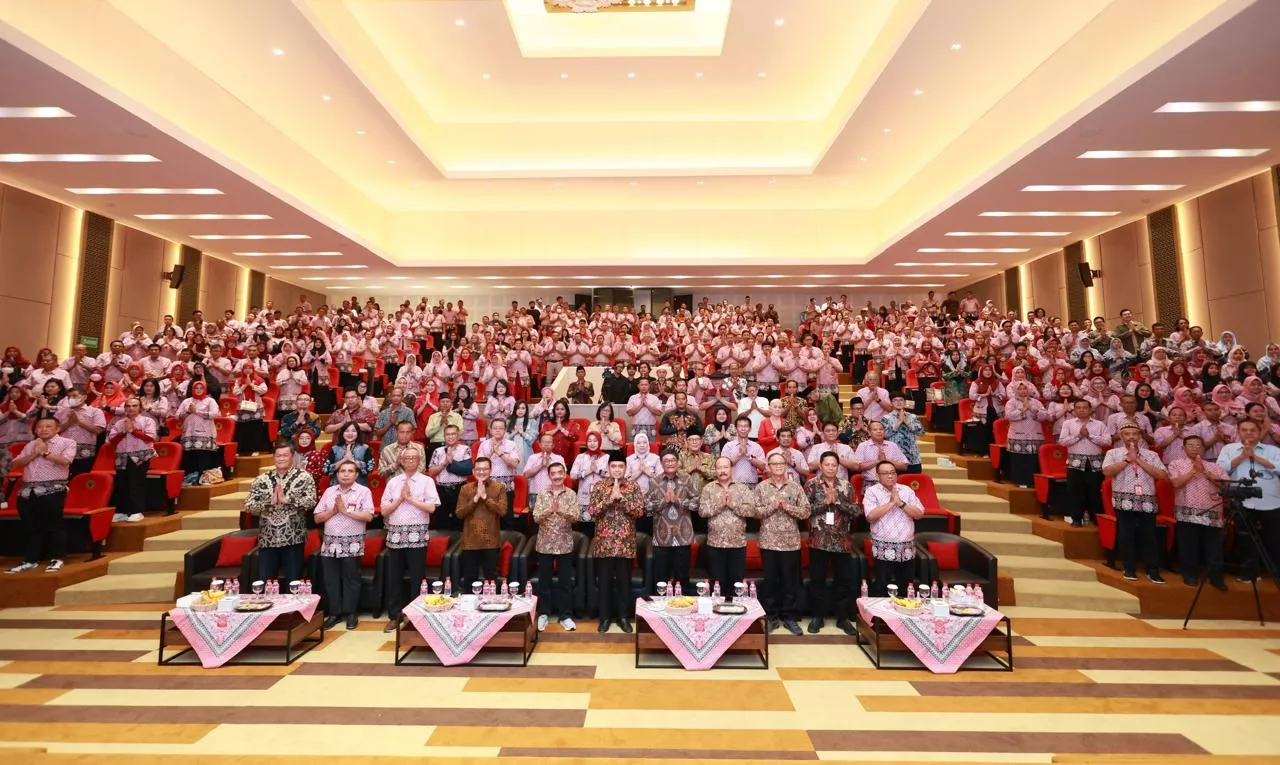 Dengan Hati Bersih, YPTA Surabaya Ajak Civitas Jaga Kebersamaan