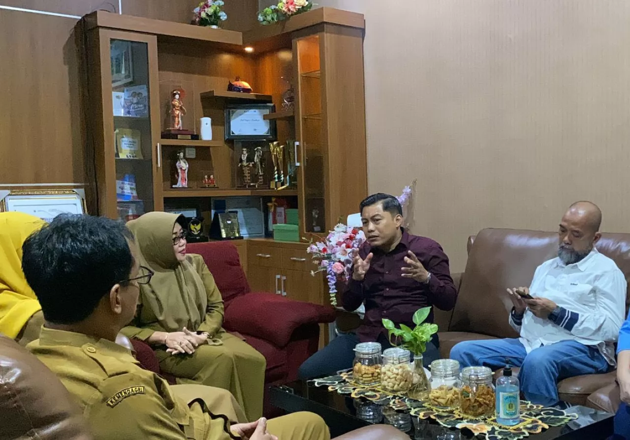 Kepala SMPN 1 Surabaya Bantah Ada Pungutan Rp1,1 Juta untuk Wisuda