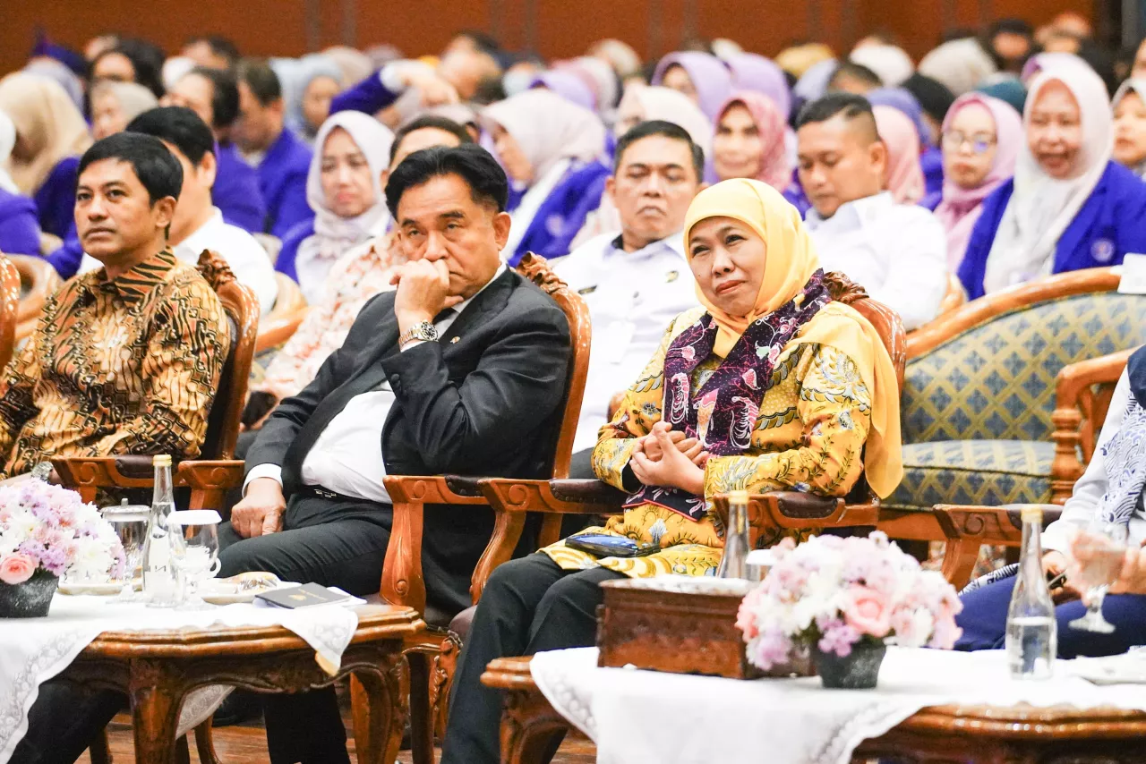 Gubernur Khofifah Dorong Pemerataan Dokter Gigi di Puskesmas Jatim