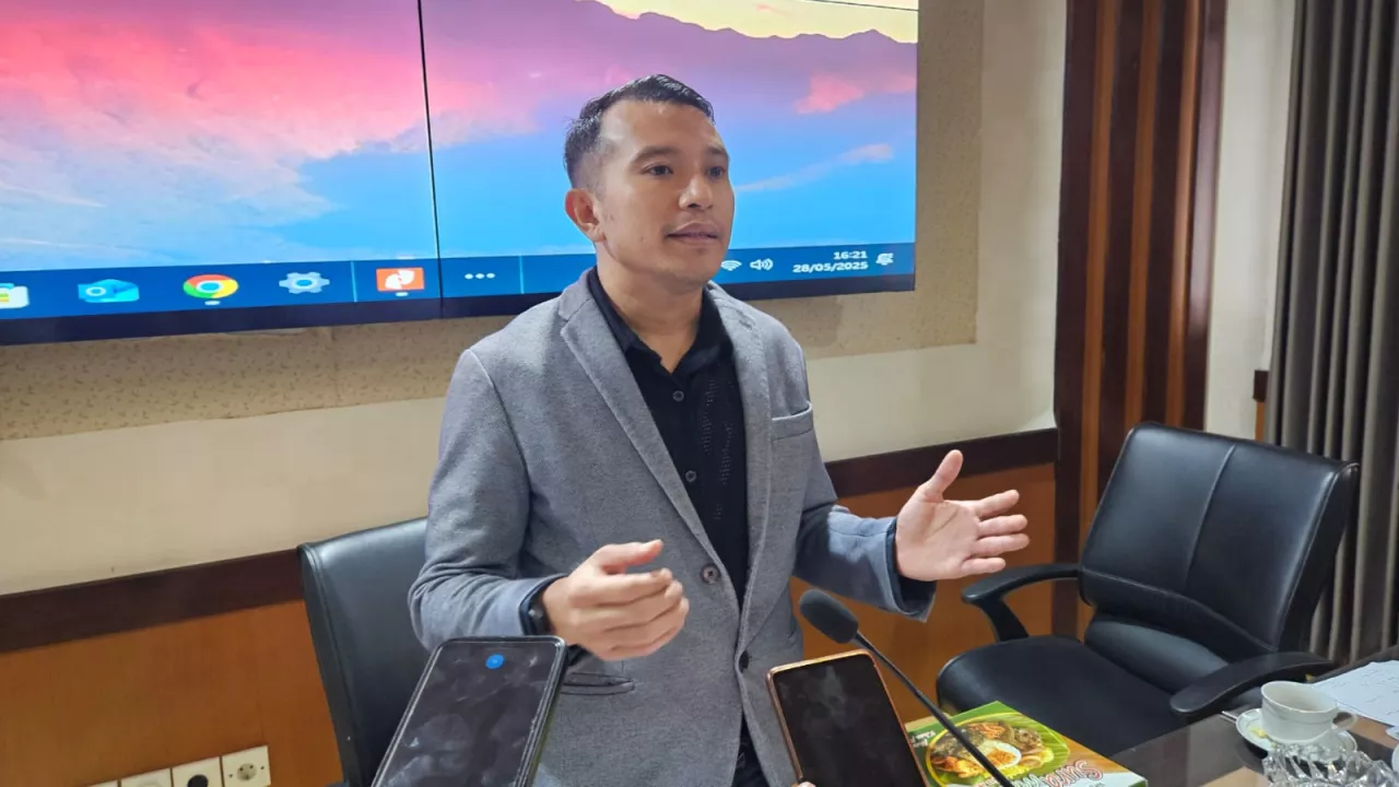 Tarif Pelabuhan Tanjung Perak Naik, Komisi C DPRD Jatim Temukan Miskomunikasi Regulasi