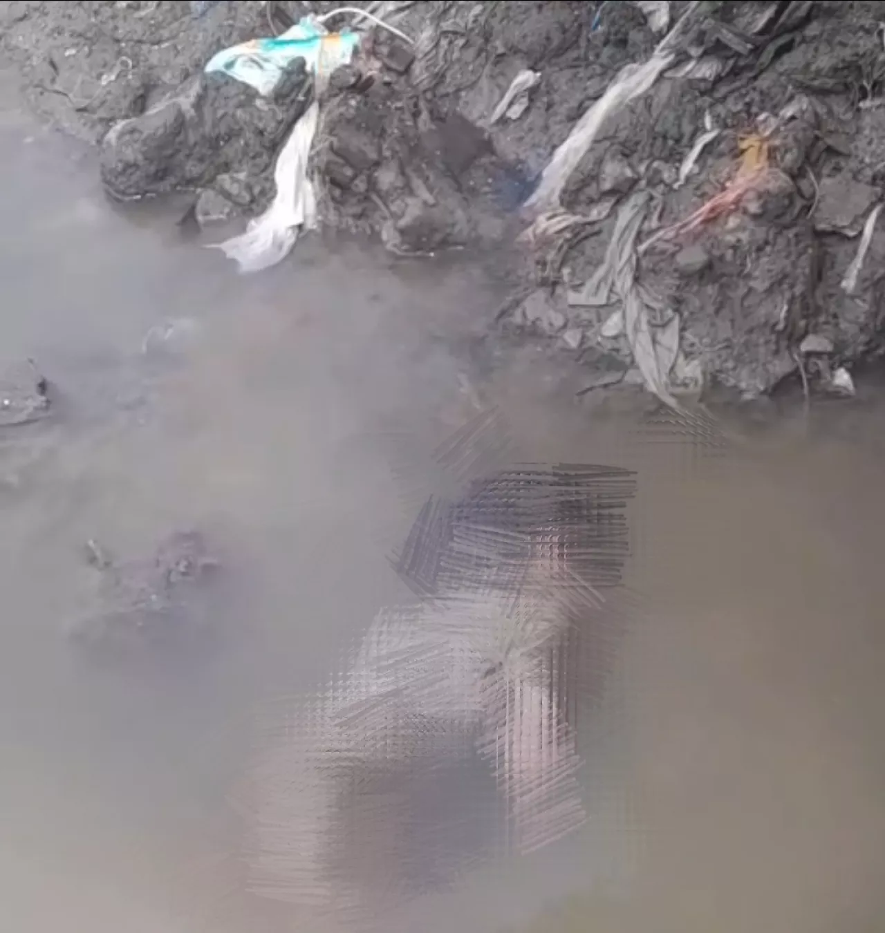Diduga Tenggelam di Sungai Kalimas, Bocah Ditemukan Meninggal Dunia