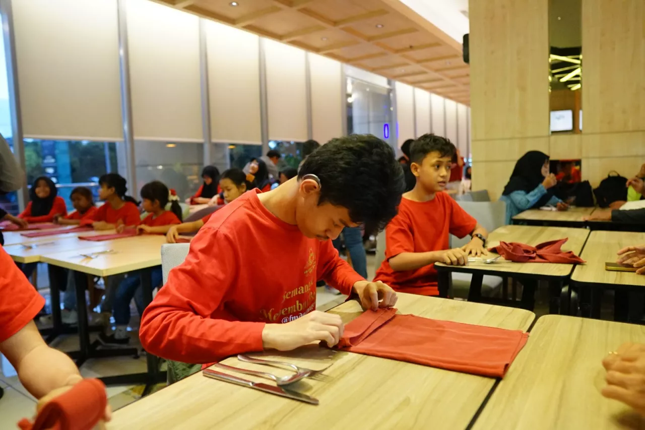 Midtown Residence Surabaya Berbagi Keterampilan, Menebar Kesetaraan bersama para model disabilitas 