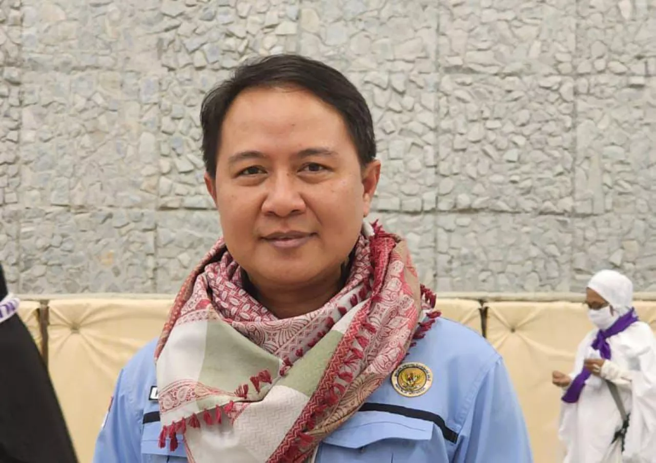 Pesawat Haji Mendarat Darurat Akibat Ancaman Bom, Jemaah Asal Depok Diistirahatkan