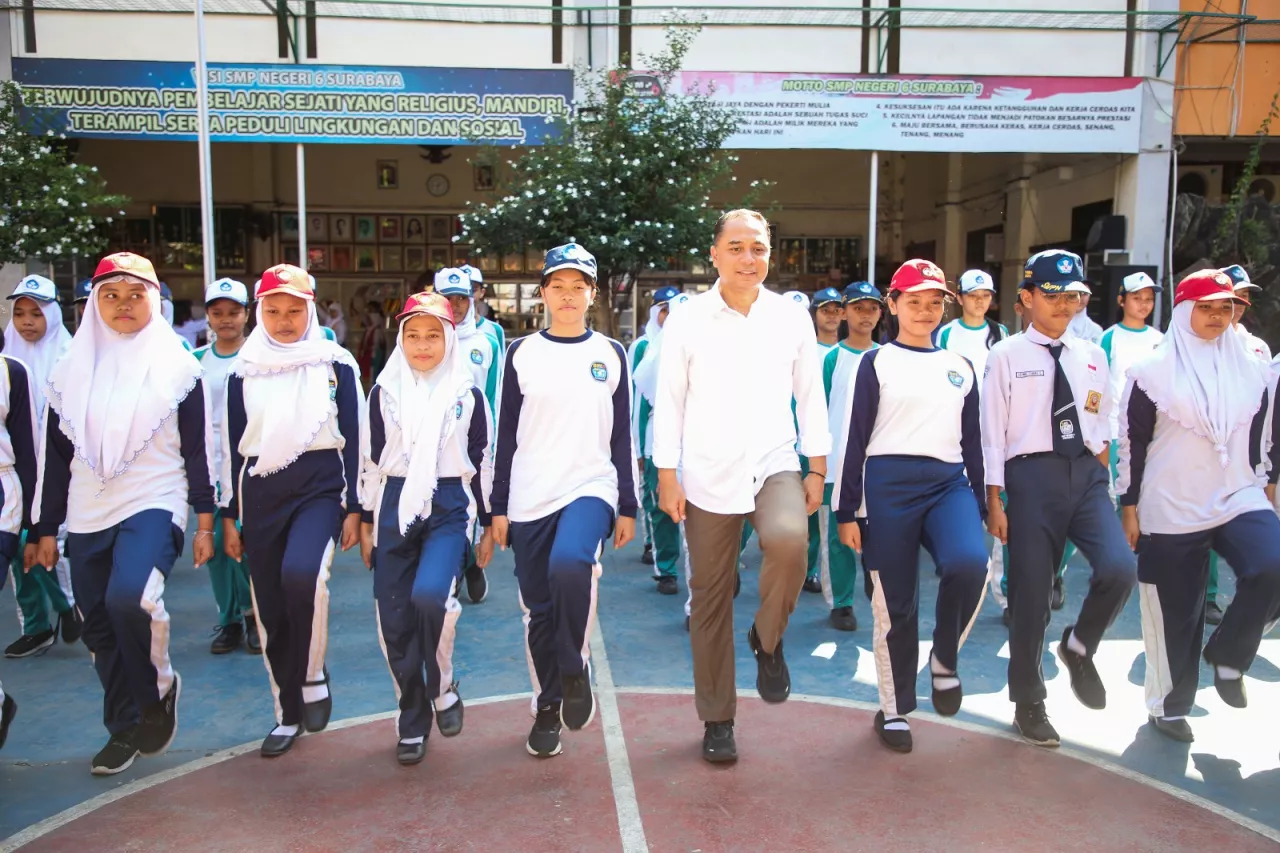 Jam Belajar Lebih Pagi, Siswa SD-SMP Surabaya Bebas PR Sejak 2022