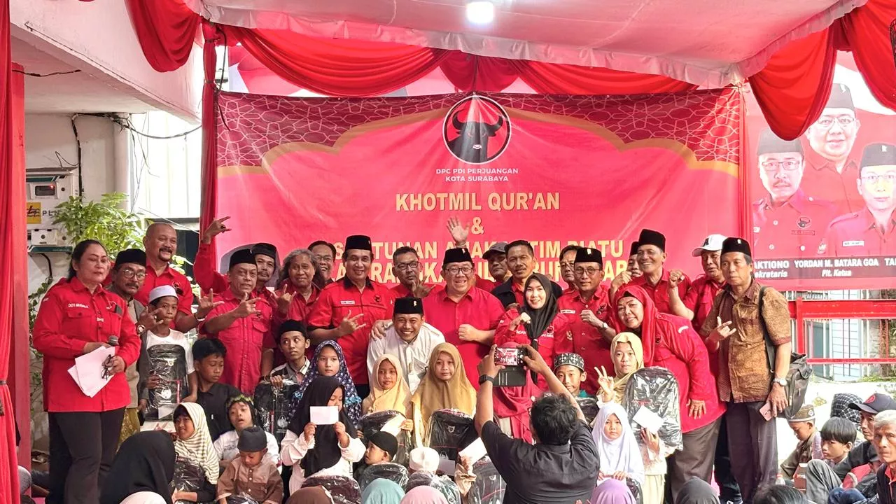 Bulan Bung Karno, PDIP dan Bamusi Surabaya Gelar Khotmil Quran dan Santuni Anak Yatim