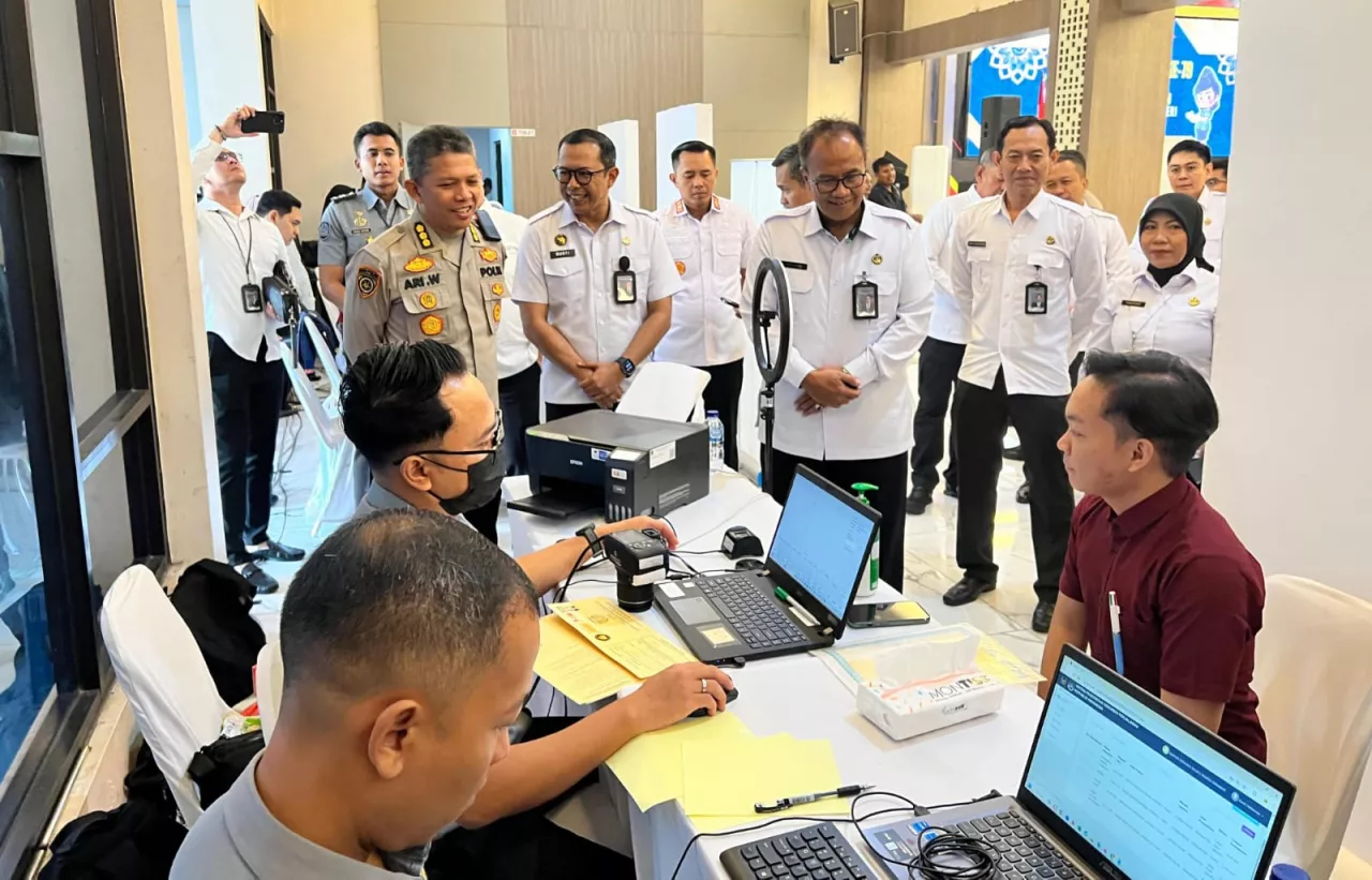 Rayakan Hari Bhayangkara, Imigrasi dan Polda Jatim Buka Layanan Paspor 1.079 Kuota