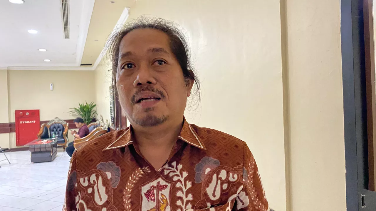 Miras Oplosan Marak di Permukiman Surabaya, Buleks Desak Satpol PP Bertindak Tegas